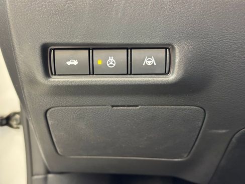 New 2026 Nissan Sentra SL FWD image 27