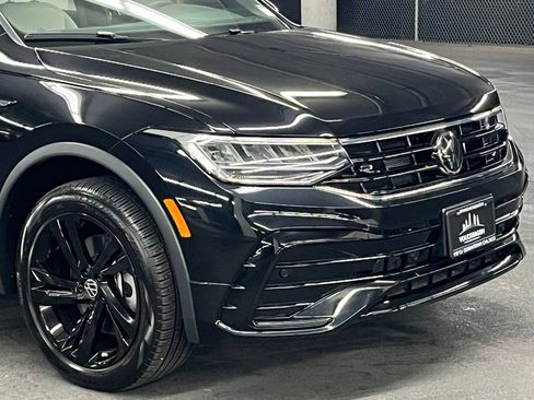 Used 2024 Volkswagen Tiguan SE R-Line image 41