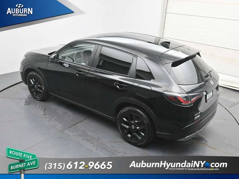 Used 2024 Honda HR-V Sport image 24