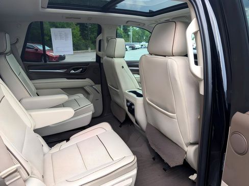 Used 2022 GMC Yukon Denali w/ Max Trailering Package AWD/4WD image 25