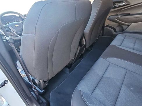 Certified 2025 Chevrolet Trax LS image 19