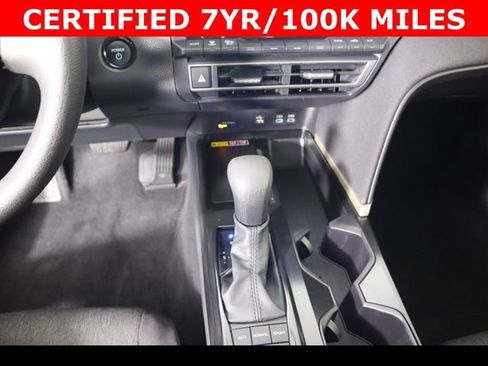 Used 2025 Toyota Camry LE image 47