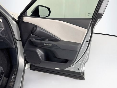 Certified 2026 Lexus TX 350 FWD w/ Convenience Package image 25