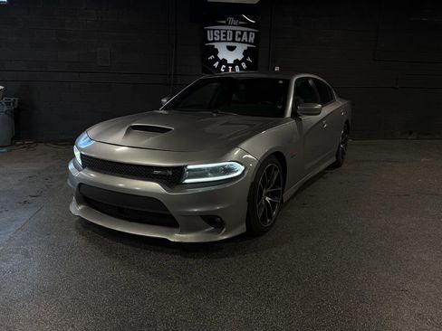 Used 2018 Dodge Charger R/T Scat Pack RWD image 1