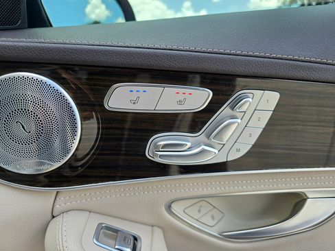 Used 2015 Mercedes-Benz C 300 Sedan image 22