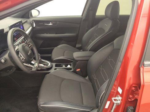 Used 2024 Kia Forte GT-Line image 17