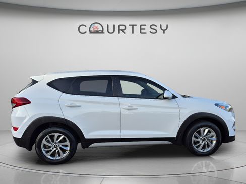 Used 2018 Hyundai Tucson SEL AWD/4WD image 6