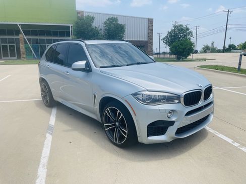Used 2017 BMW X5 M image 7