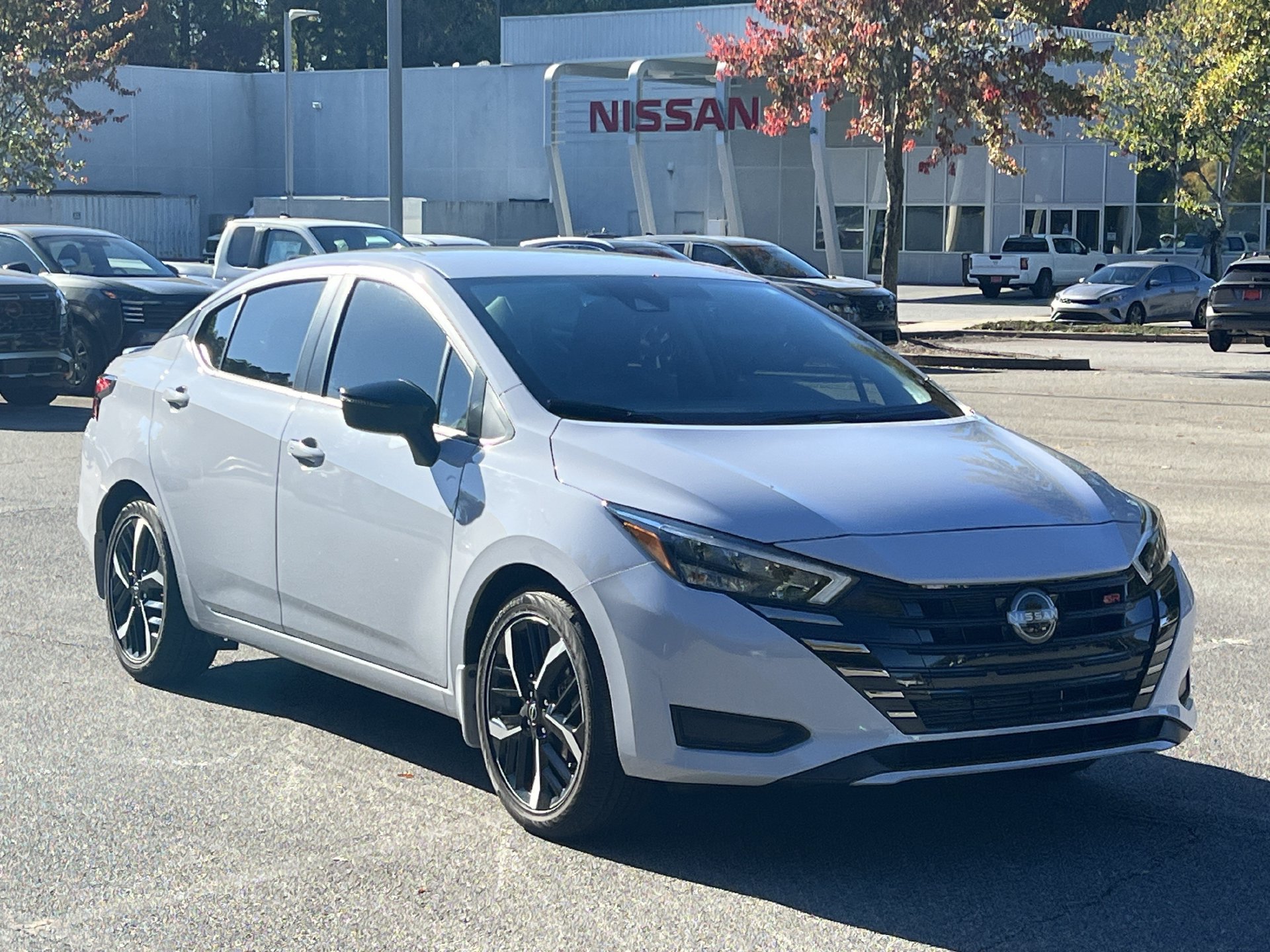 Used 2025 Nissan Versa SR w/ Trunk Package FWD image 23