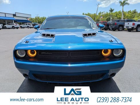 Used 2020 Dodge Challenger SXT w/ Blacktop Package RWD image 8