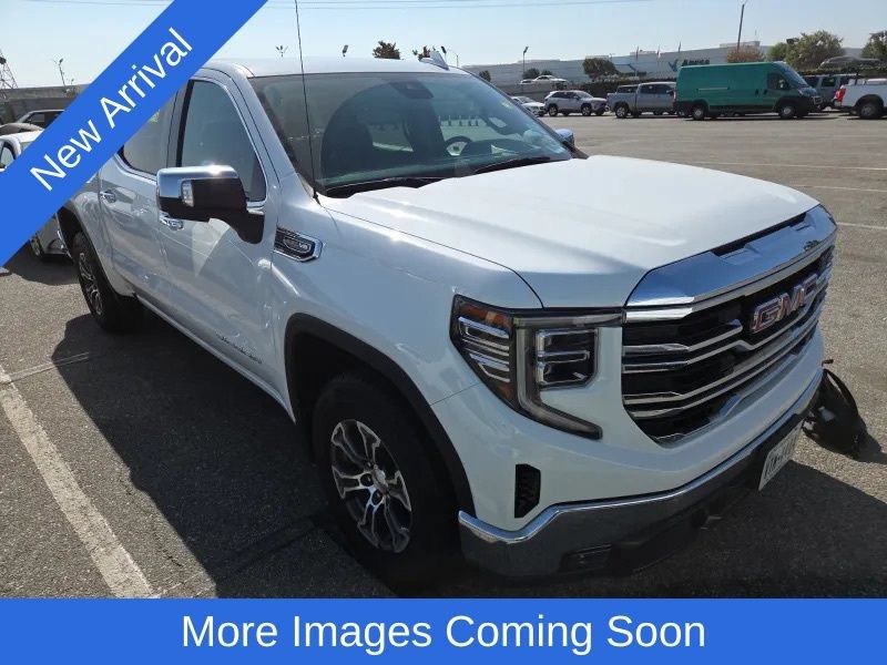Used 2025 GMC Sierra 1500 SLT RWD image 1