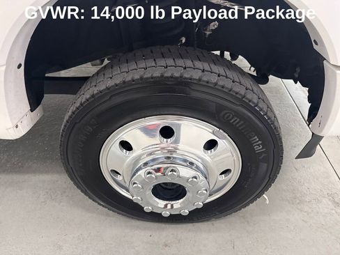 Used 2020 Ford F450 Platinum w/ FX4 Off-Road Package AWD/4WD image 5