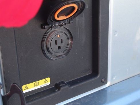 Used 2023 Ford F150 XLT w/ Equipment Group 302A High image 15