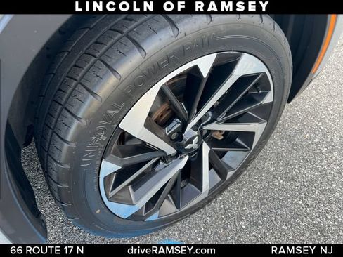 Used 2022 Mitsubishi Outlander SE AWD/4WD image 21