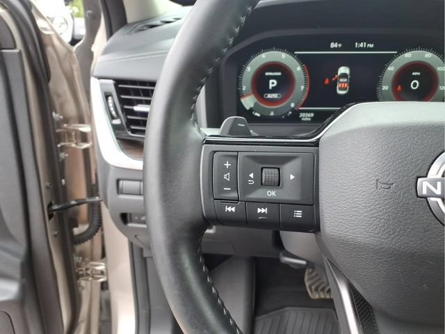 Used 2025 Nissan Rogue Platinum w/ Platinum Premium Package AWD/4WD image 24