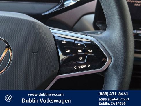 Used 2023 Volkswagen ID.4 Pro image 19