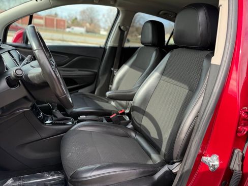 Used 2018 Buick Encore Preferred image 21