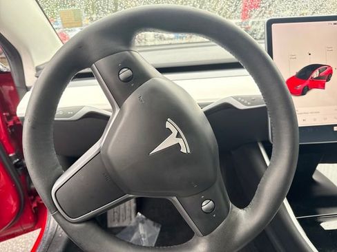 Used 2018 Tesla Model 3 Long Range image 18