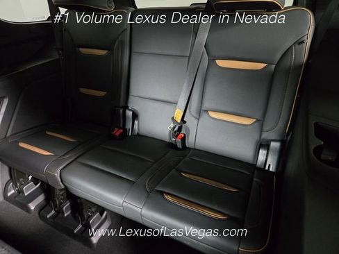 Used 2022 GMC Yukon AT4 AWD/4WD image 16
