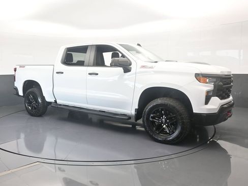 Used 2022 Chevrolet Silverado 1500 Custom Trail Boss image 8