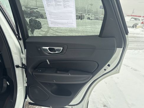 Certified 2024 Volvo XC60 B5 Plus image 43