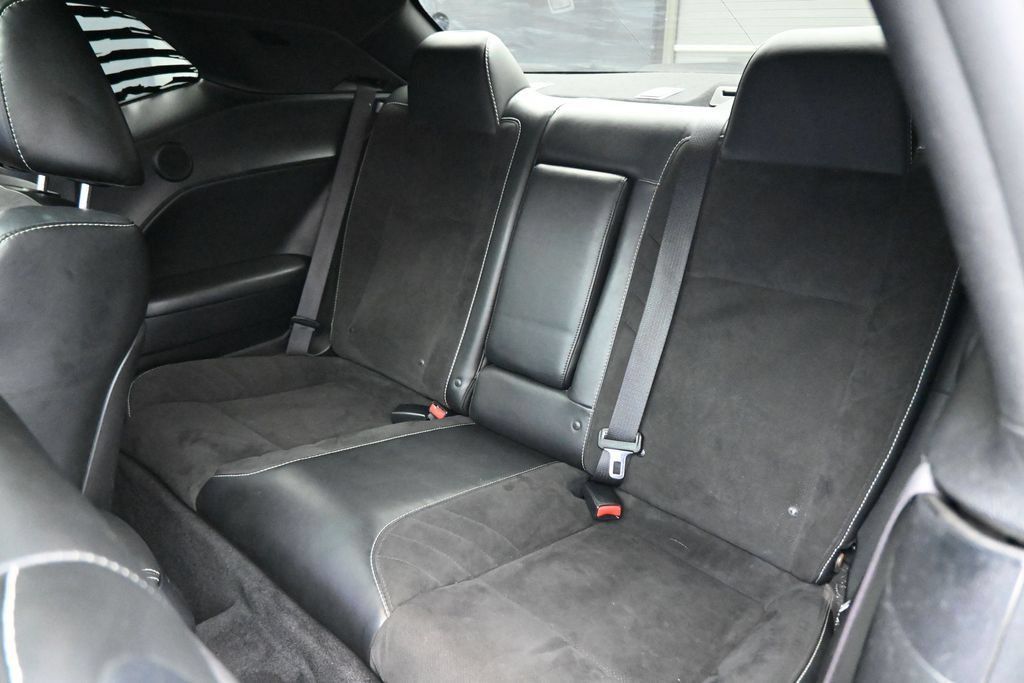 Used 2016 Dodge Challenger SRT Hellcat RWD image 25