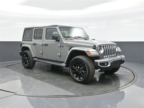 Used 2023 Jeep Wrangler Unlimited Sahara image 1