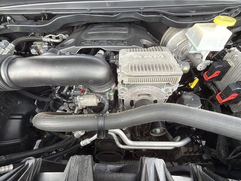 Used 2021 RAM 1500 Laramie w/ Sport Appearance Package AWD/4WD image 19