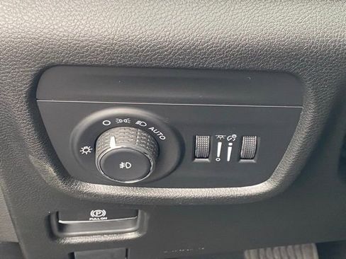 New 2025 Jeep Grand Cherokee Limited image 27