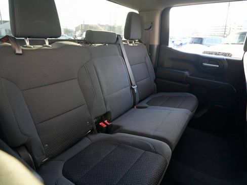 Used 2020 Chevrolet Silverado 1500 Custom Trail Boss w/ Custom Convenience Package AWD/4WD image 18