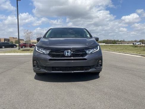 New 2026 Honda Odyssey Touring image 8