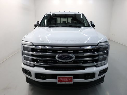 Used 2023 Ford F350 Lariat w/ FX4 Off-Road Package AWD/4WD image 65