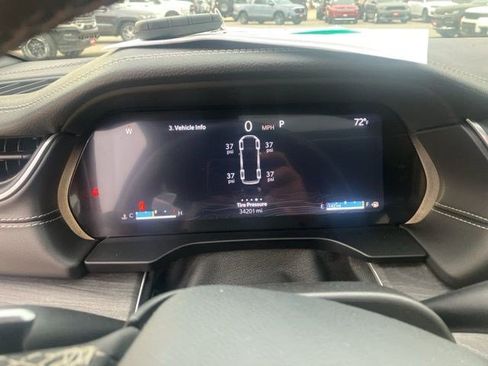 Certified 2024 Jeep Grand Cherokee L Limited w/ Luxury Tech Group II image 16