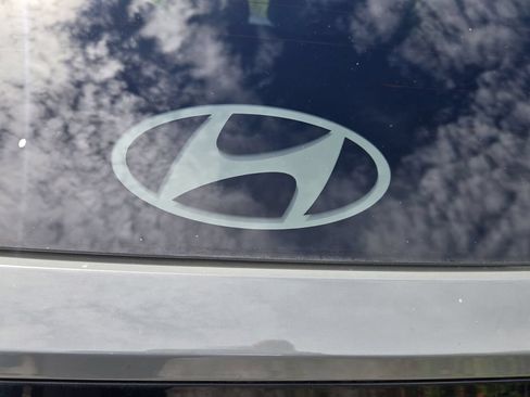 Certified 2025 Hyundai Tucson SEL FWD image 10