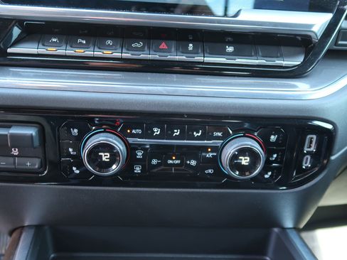 Used 2023 Chevrolet Silverado 1500 High Country AWD/4WD image 28