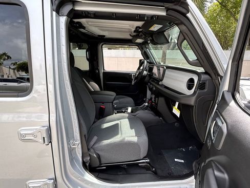 New 2024 Jeep Wrangler Willys image 18