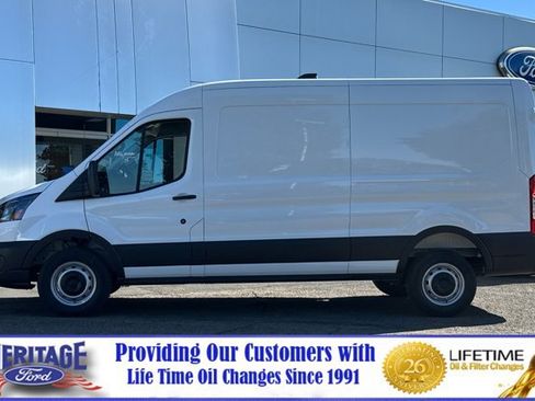 New 2026 Ford Transit 250 148 Medium Roof RWD image 7