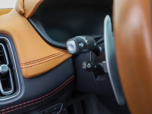 Used 2023 Aston Martin DBX 707 image 40