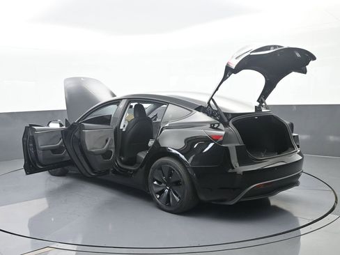 Used 2025 Tesla Model 3 Long Range AWD/4WD image 70
