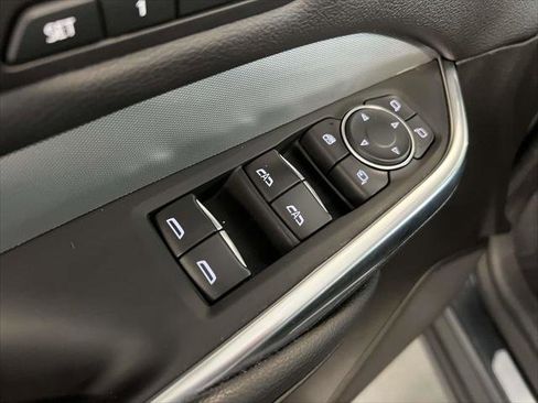 Used 2020 Cadillac XT4 Premium Luxury image 17