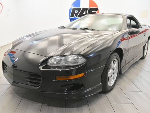Used 1998 Chevrolet Camaro Z28 w/ Preferred Equipment Group 2 RWD image 1