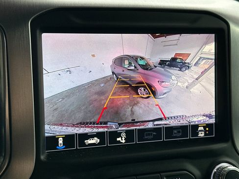 Certified 2023 GMC Sierra 2500 SLT w/ SLT Convenience Package image 25