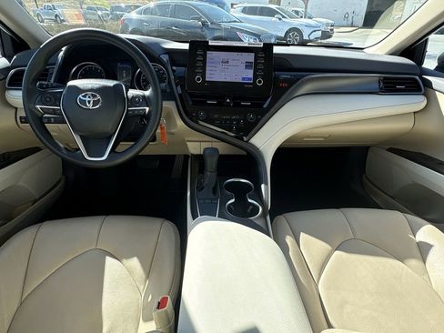 Used 2024 Toyota Camry LE FWD image 19