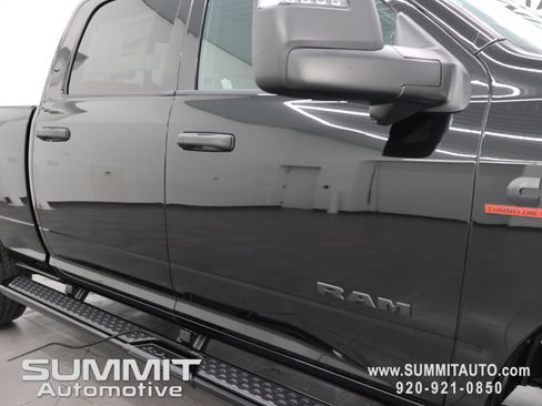 New 2026 RAM 3500 Big Horn AWD/4WD image 29