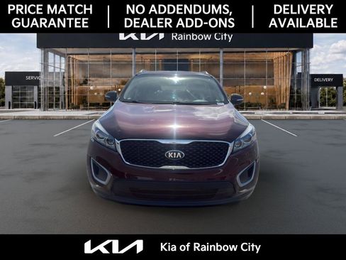 Used 2016 Kia Sorento FWD image 2