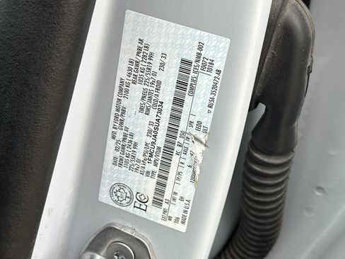 Certified 2025 Ford Escape Platinum image 29