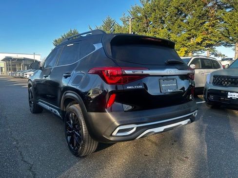 Certified 2022 Kia Seltos Nightfall Edition image 6