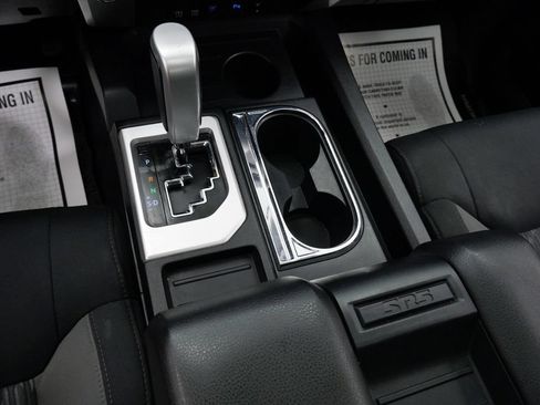 Used 2021 Toyota Tundra SR5 AWD/4WD image 30