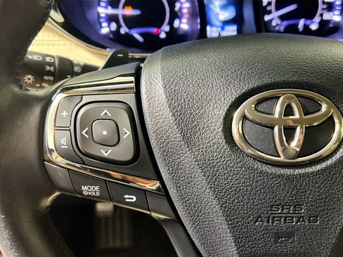 Used 2014 Toyota Avalon XLE Touring image 18