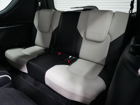 Used 2019 INFINITI QX80 Limited w/ All-Season Package image 14